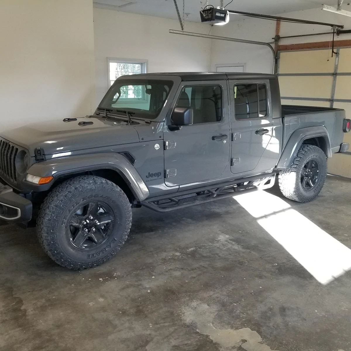 Jeep Gladiator Sting Gray build; Jeep #79 35 tires 2