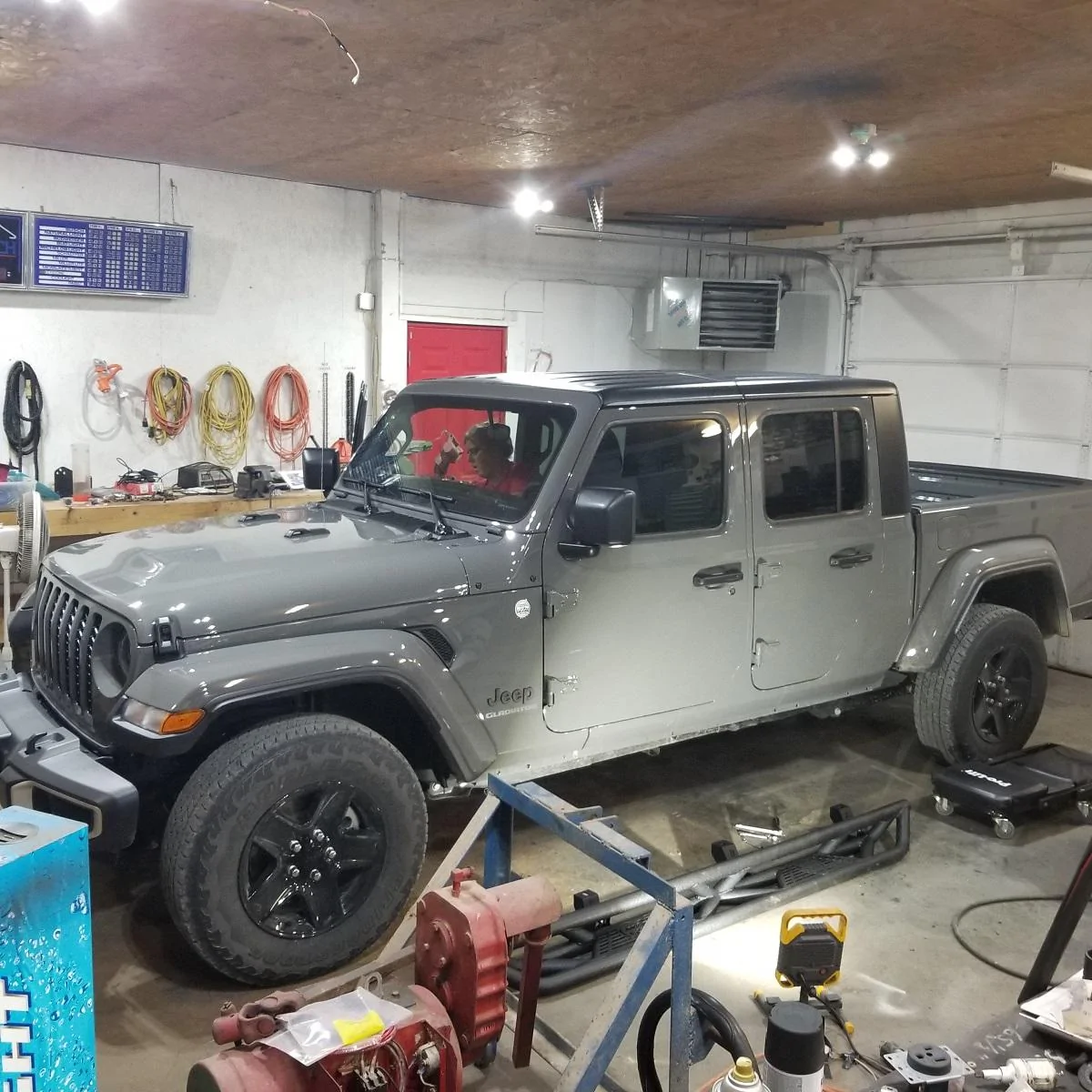 Jeep Gladiator Sting Gray build; Jeep #79 blank slate 2