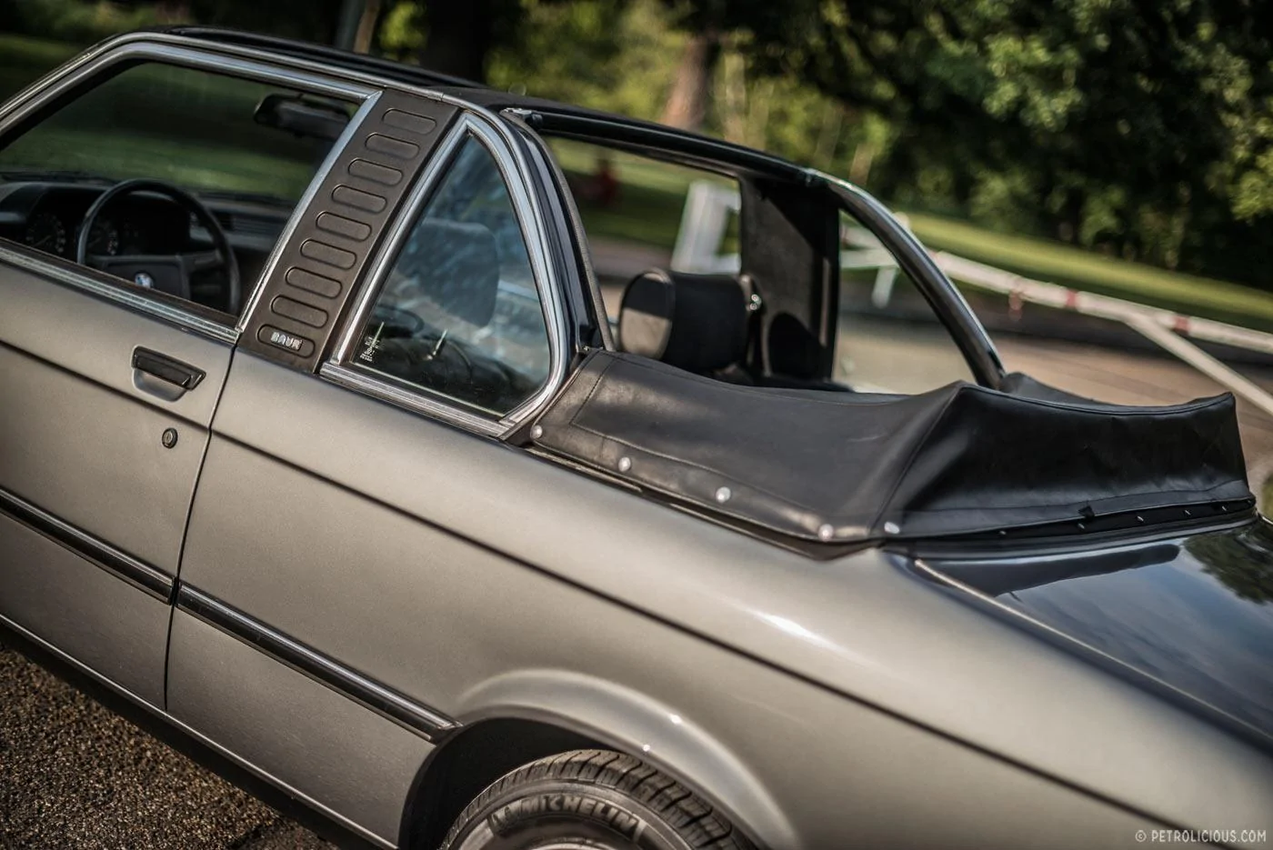 Jeep Gladiator Where is the Gladiator 1 touch top option?! -e21-the-original-3-series-cabriolet-1476934676607