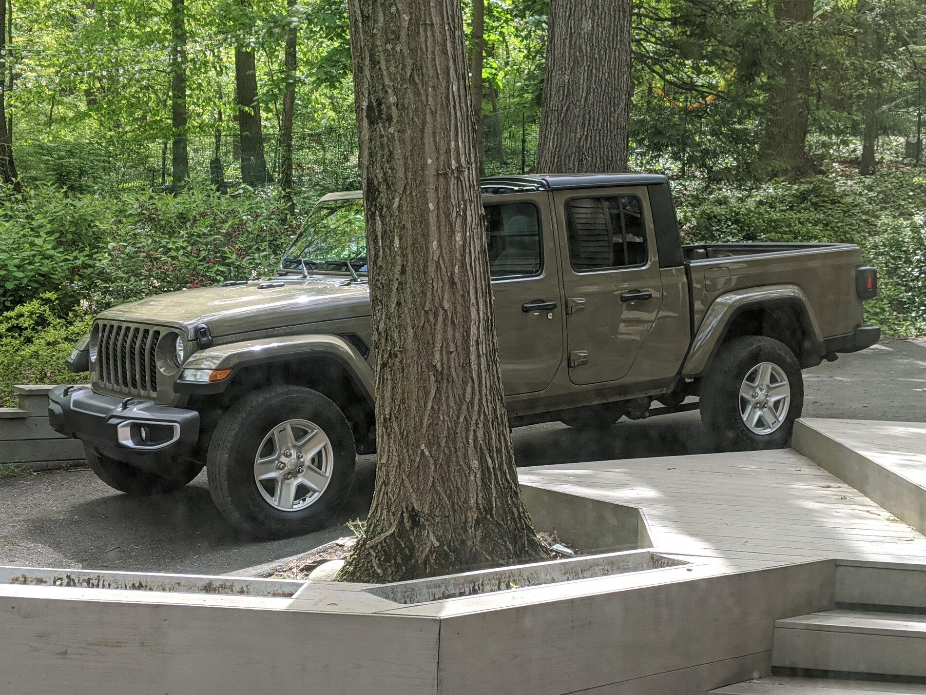 Jeep Gladiator One Year Later...... 00000IMG_00000_BURST20200514110006621_COVER