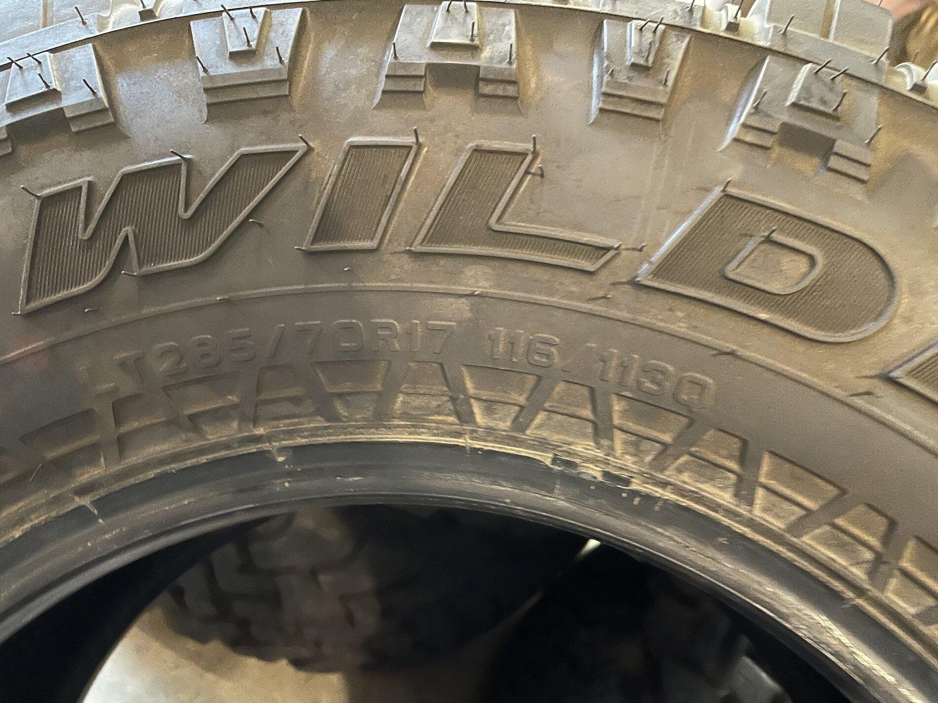 Jeep Gladiator Five (5) Falken Wildpeak M/T (MT01) LT285/70R17 B04D4A3E-F1F8-470E-8E45-593F202703C4