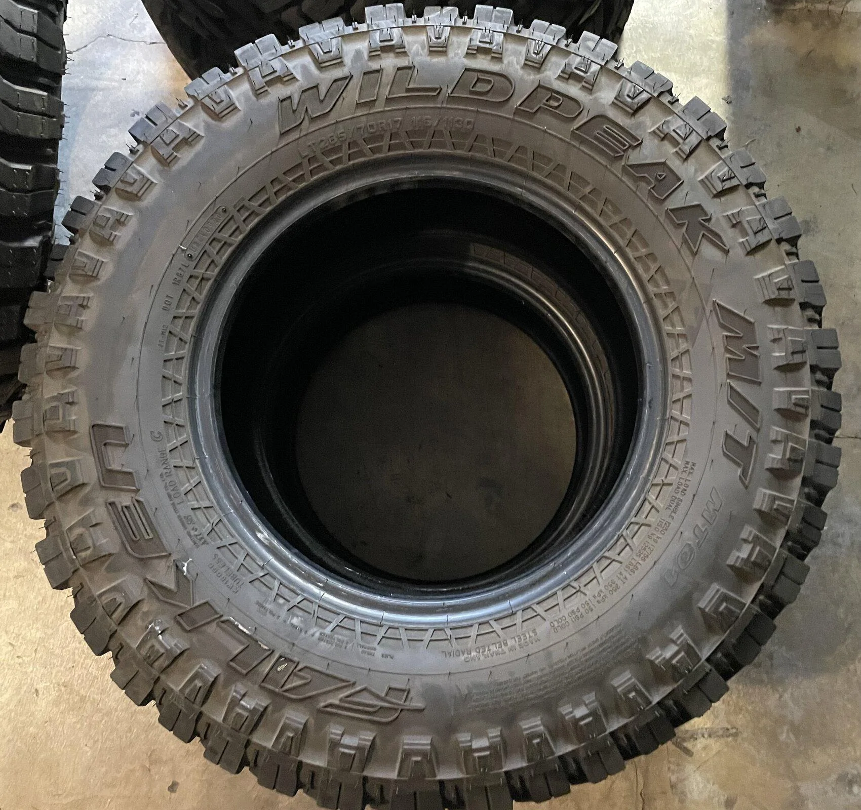 Jeep Gladiator Five (5) Falken Wildpeak M/T (MT01) LT285/70R17 60B772FD-6FD6-41FC-B513-BD9996E28375
