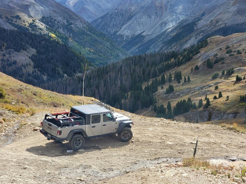 Jeep Gladiator AEV JT 2.5″ DUALSPORT RT SUSPENSION - Installation, tips and MOAB results! 2EEA4936-B63B-4F96-9718-384DC390F599