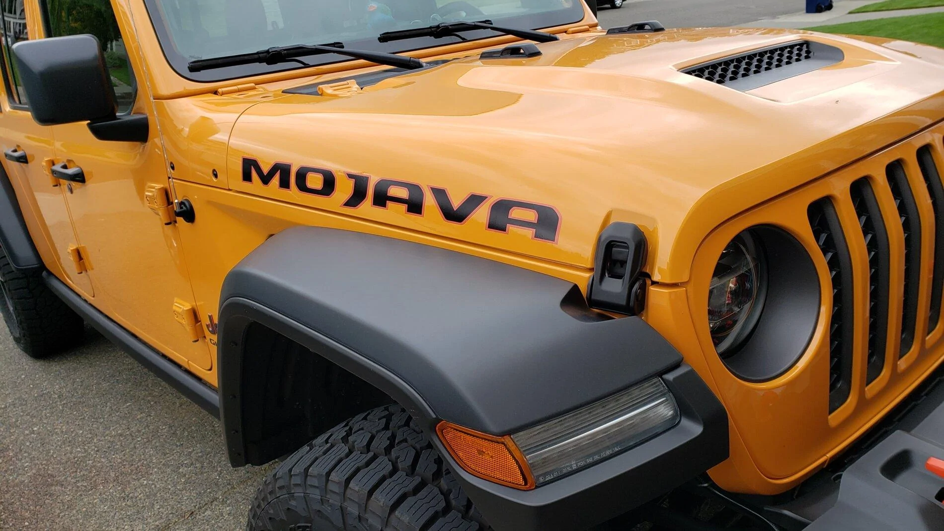 Jeep Gladiator Mojave orange mods 20210922_171335