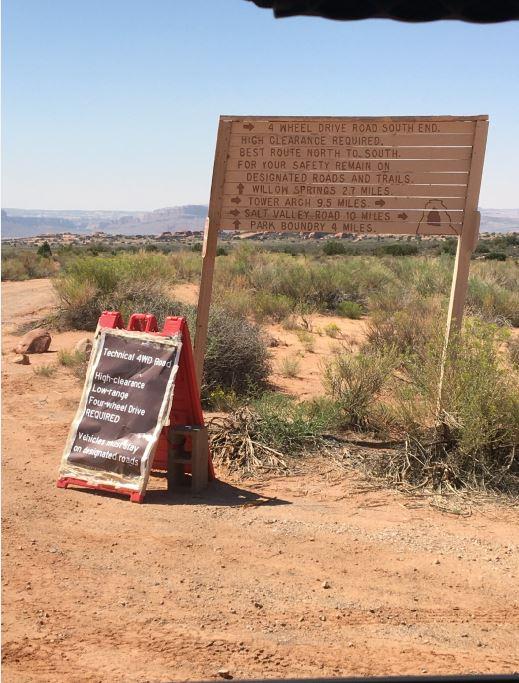 Jeep Gladiator Arches National Park Sign.JPG