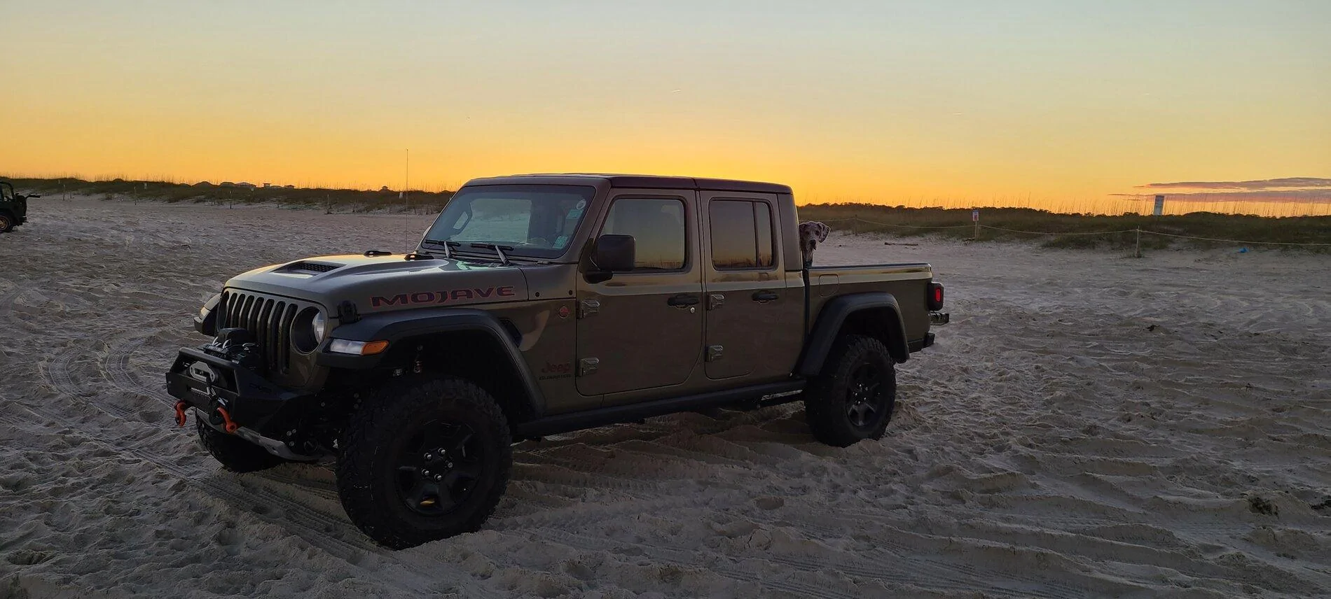 Jeep Gladiator Lets see those Gladiator Beach pics 20201120_170543