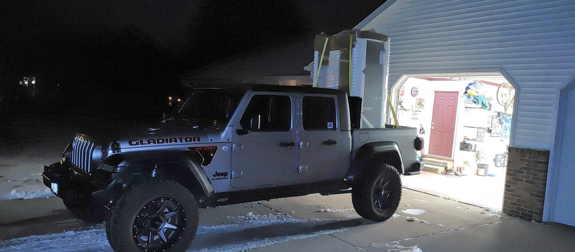 Jeep Gladiator Max tow max tow max tow. imag