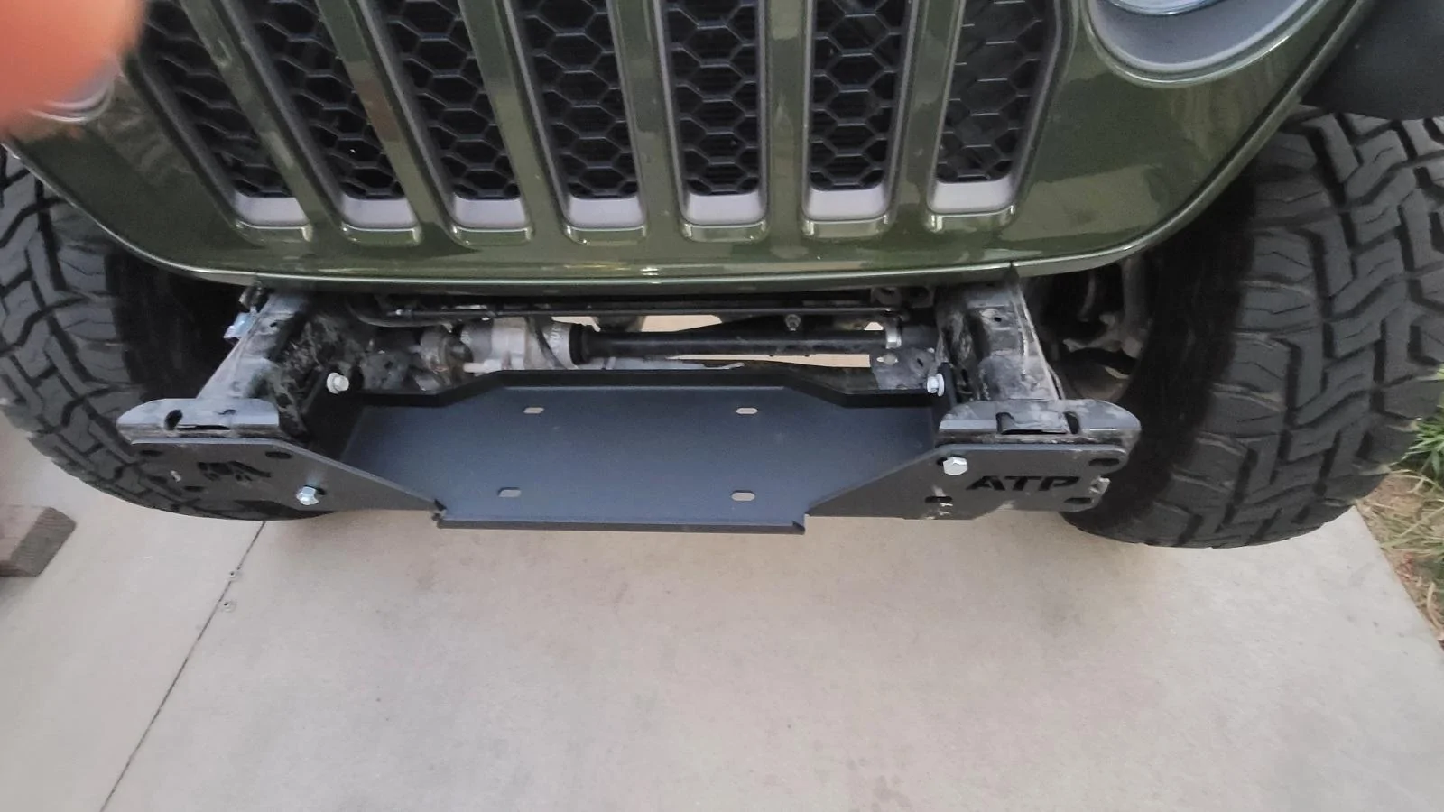 Jeep Gladiator New Apex 12K Harbor Freight winch Install 20210925_185204