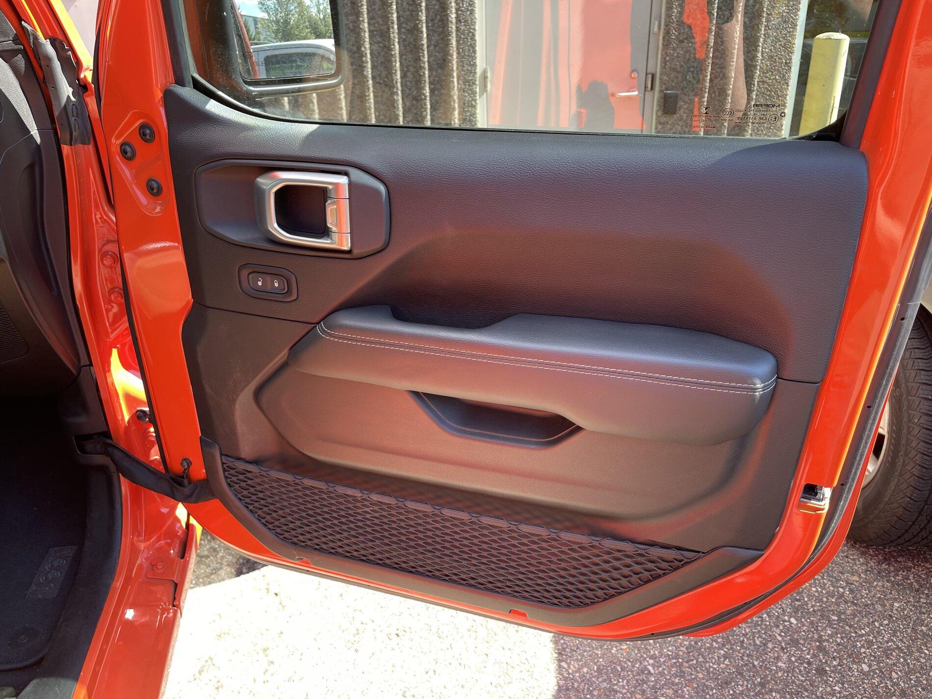 Jeep Gladiator 2020 Punk’n Rubicon 3B78D3E4-7A47-4969-8150-BA816BBD2ACD