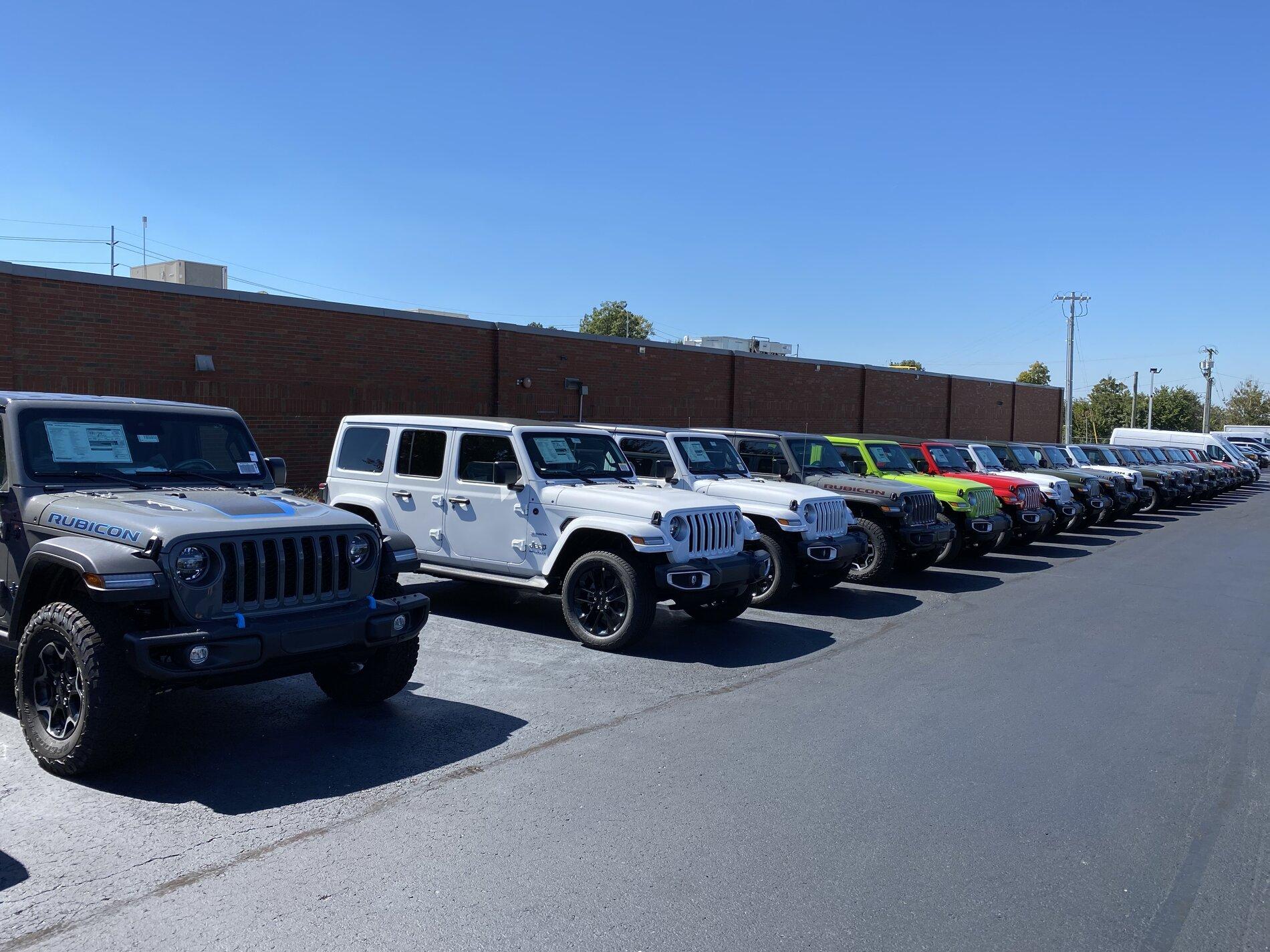 Jeep Gladiator Gupton Motors up to 8% below invoice 267C1F67-3B0C-4DE2-BF07-72FBB628F608