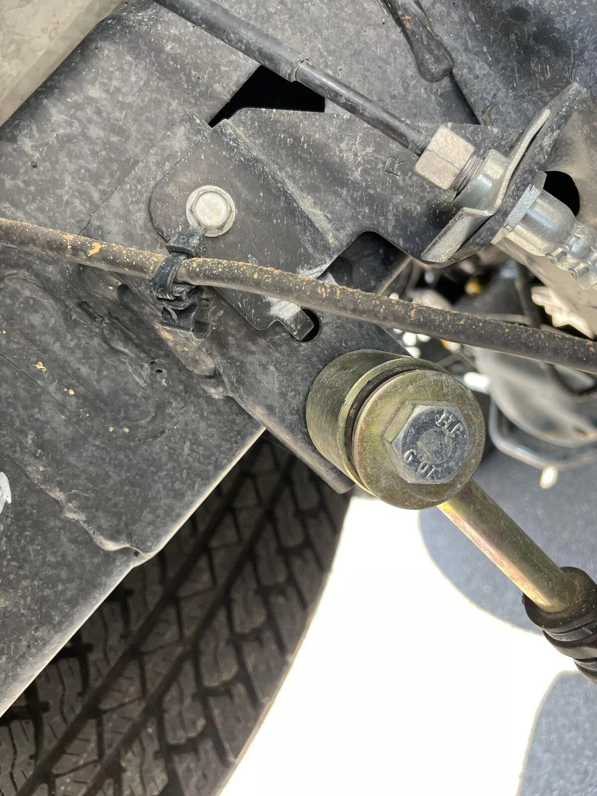 Jeep Gladiator Rear Sway Bar endlinks IMG_3171