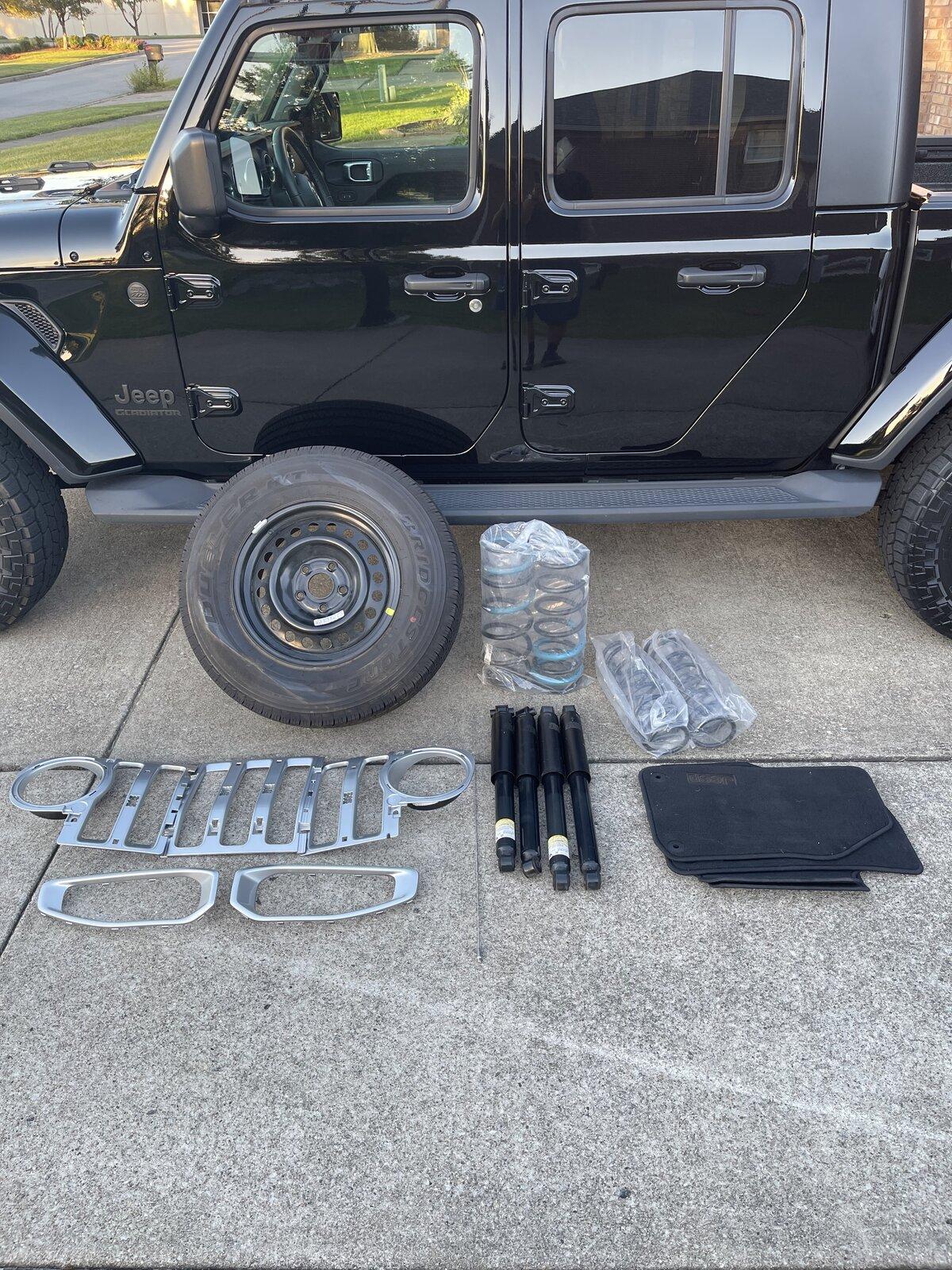 Jeep Gladiator Various Stock Parts from an Overland; spare, suspension, etc D4AB29A7-A489-49D0-80FC-A453532815D7
