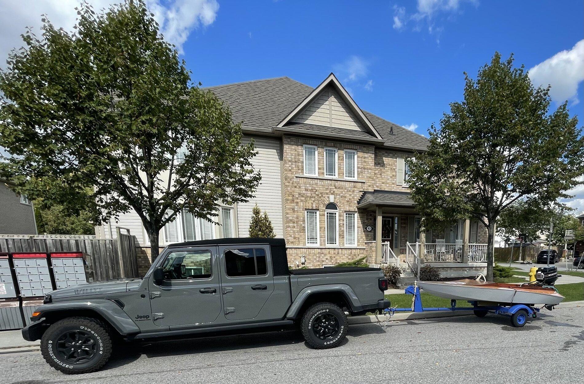 Jeep Gladiator What did you HAUL in your JT today? glen l tnt