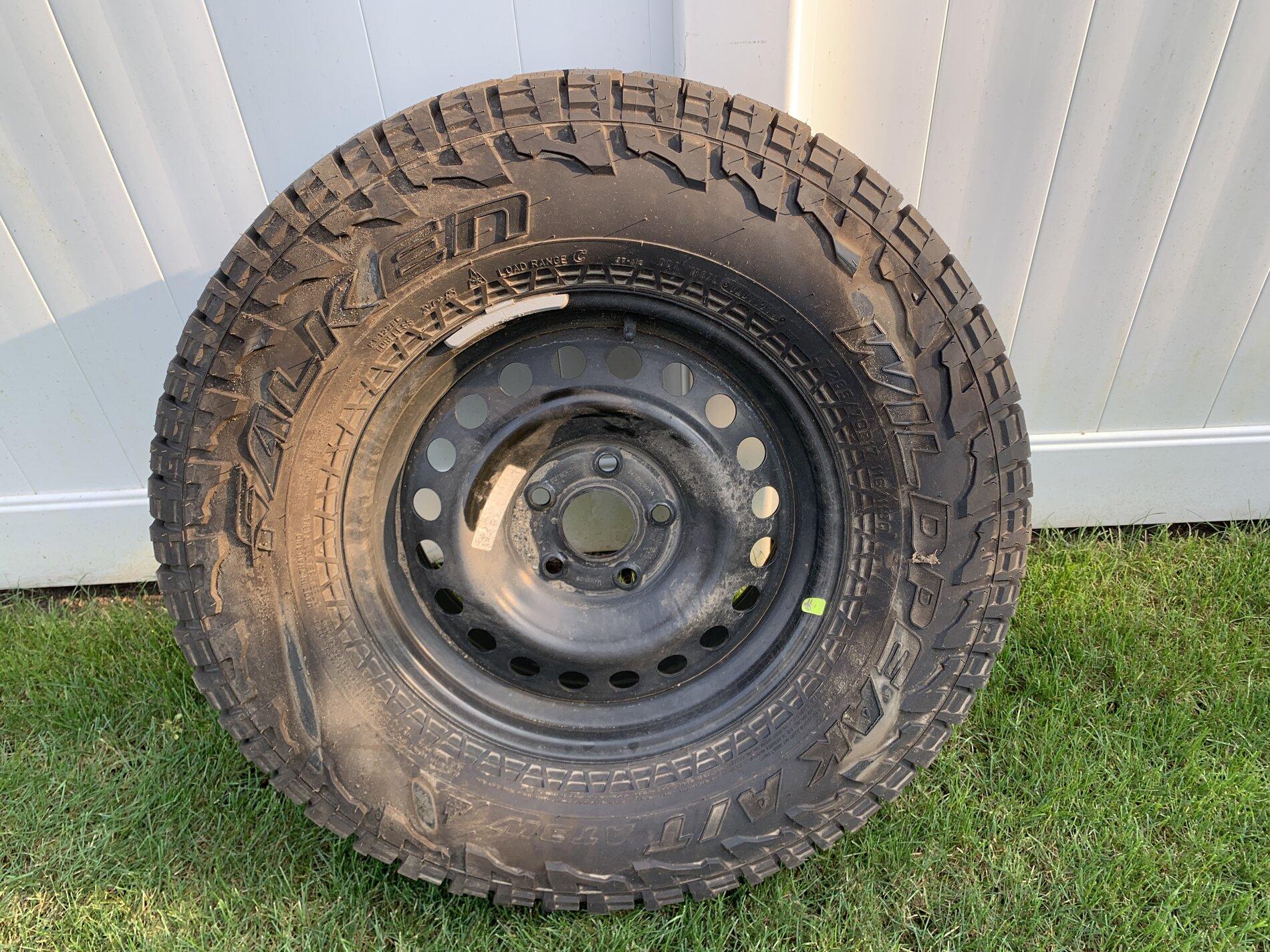 Jeep Gladiator 2020 Rubicon Wheels/Falken AT3W tires 20210912_210638039_iOS
