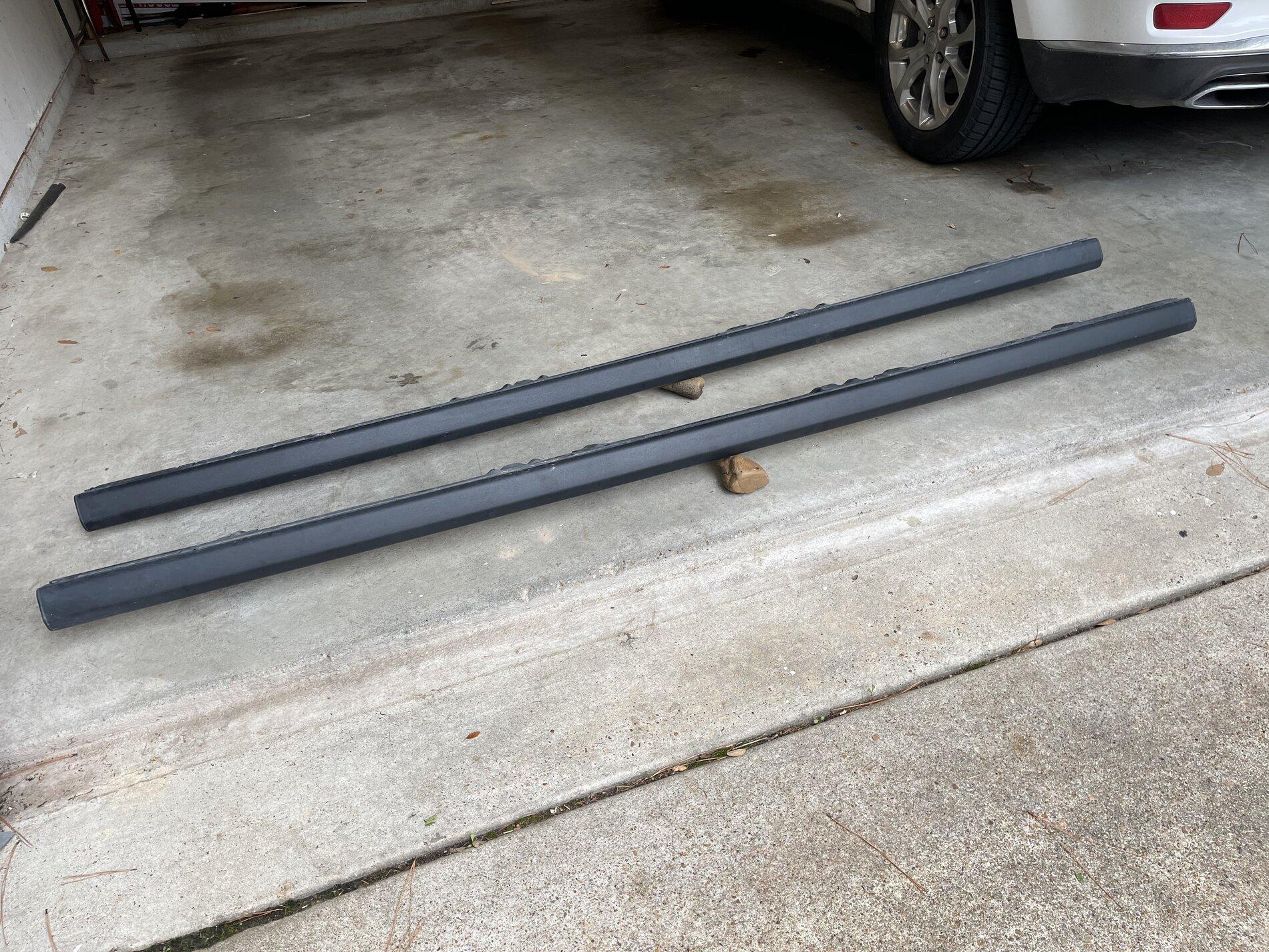 Jeep Gladiator Rubicon rock rails tempImagew5zM0V