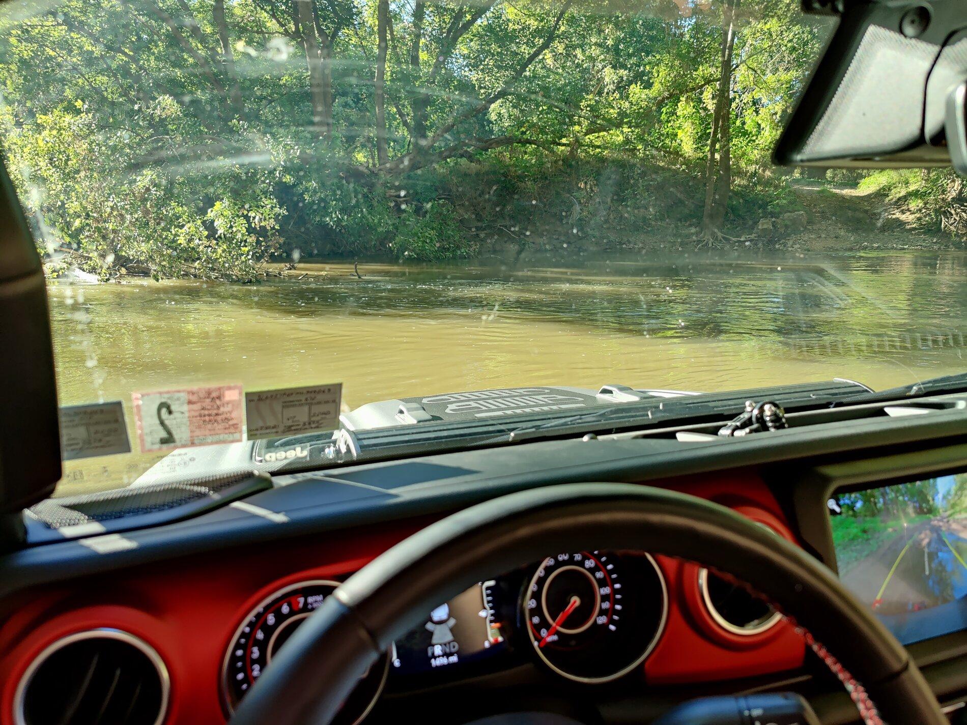 Jeep Gladiator Water fording newbie IMG_20210926_170506
