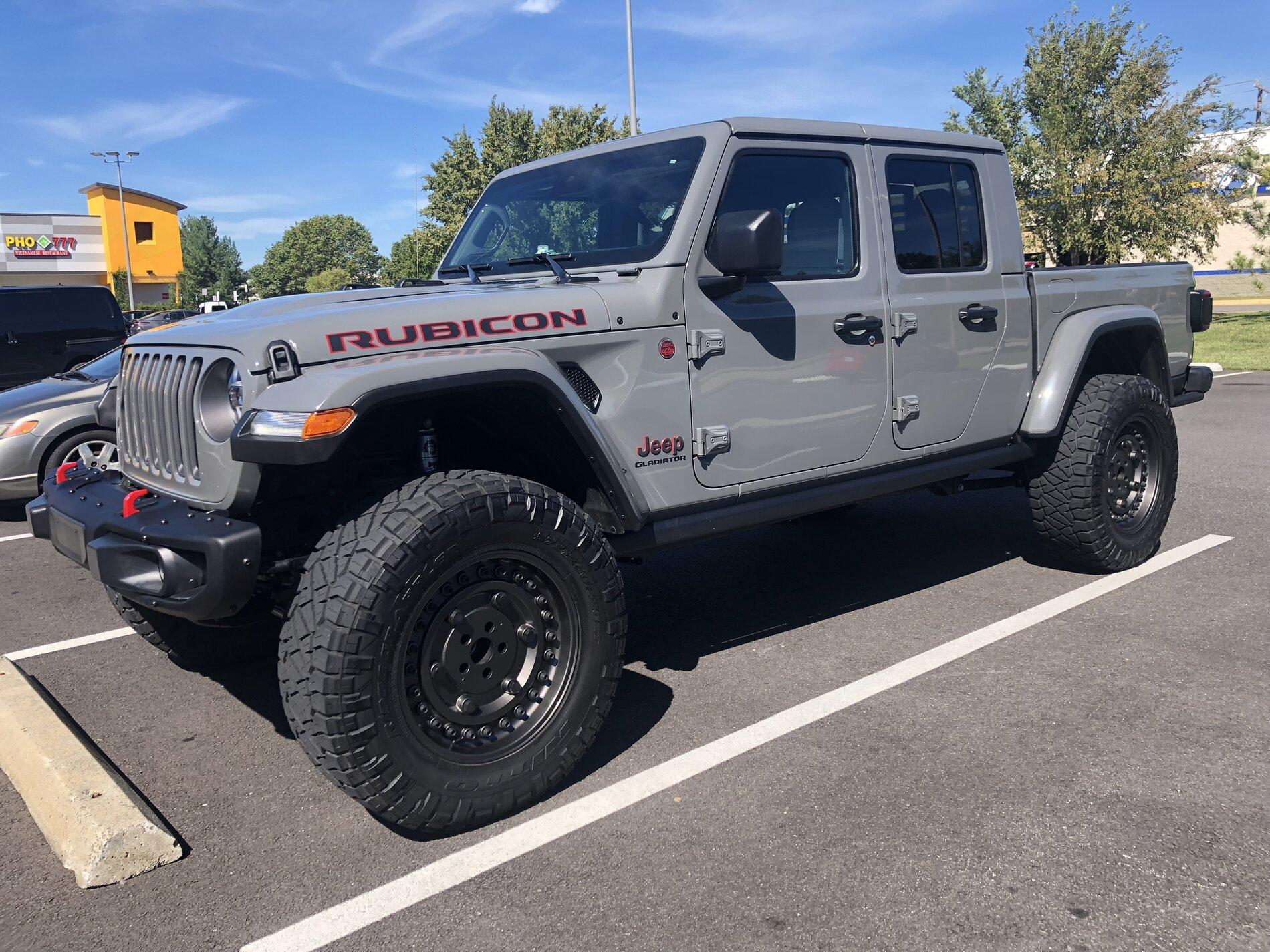 Jeep Gladiator STING GRAY Gladiator JT Club IMG_6390-2