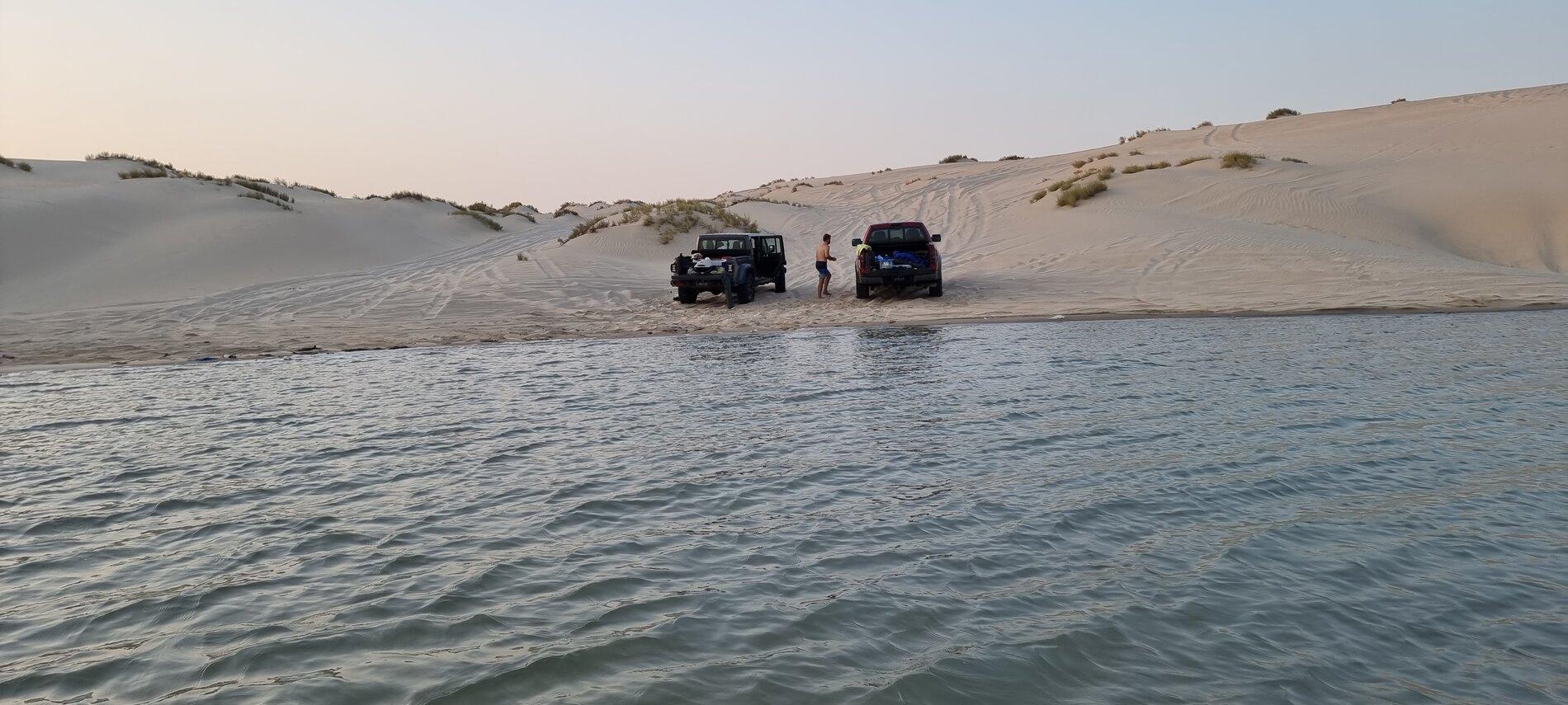 Jeep Gladiator Lets see those Gladiator Beach pics 20210917_171513