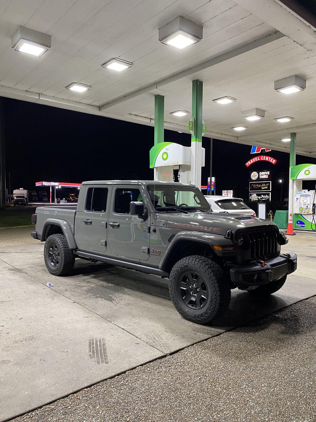 Jeep Gladiator (VolatileA) Big Sur - 2021 Sting Gray Mojave Build B06E712F-D0A8-4482-8EE3-9B89E68DEB75