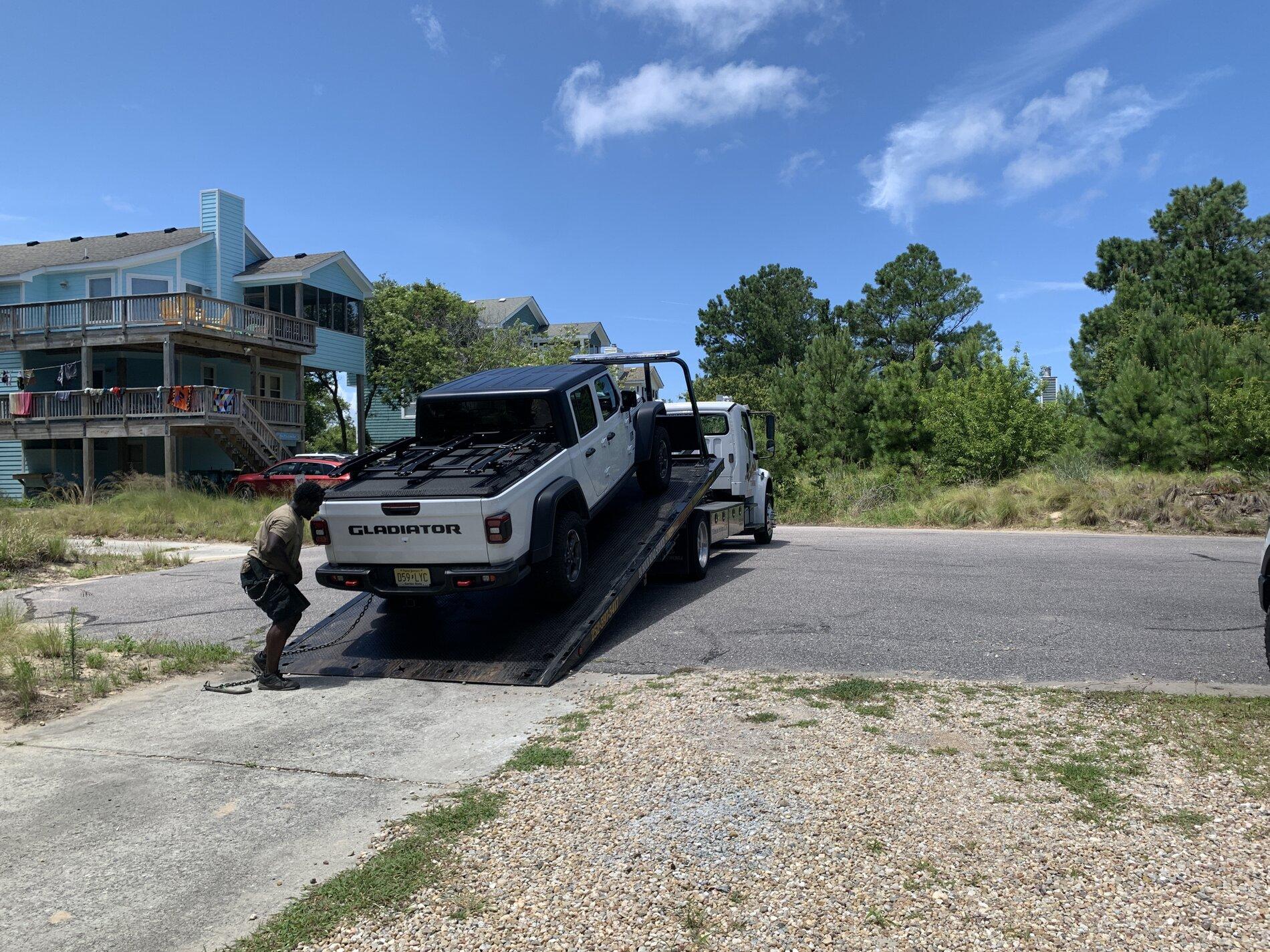 Jeep Gladiator Lets see those Gladiator Beach pics 20210629_175447311_iOS