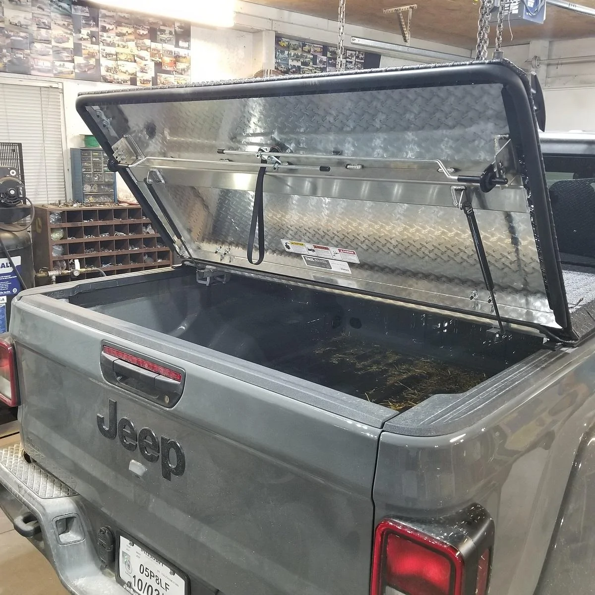 Jeep Gladiator Sting Gray build; Jeep #79 topper 2