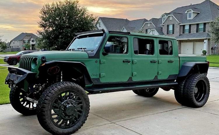 Jeep Gladiator Gladiator Dually?? (On FB) mc