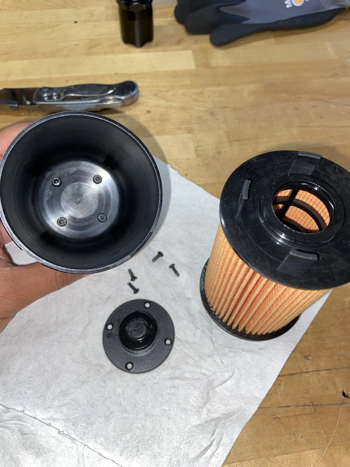 Jeep Gladiator Oil filter 68507598AA 4F31E69F-6D31-4580-B79B-90D60F7FF89C