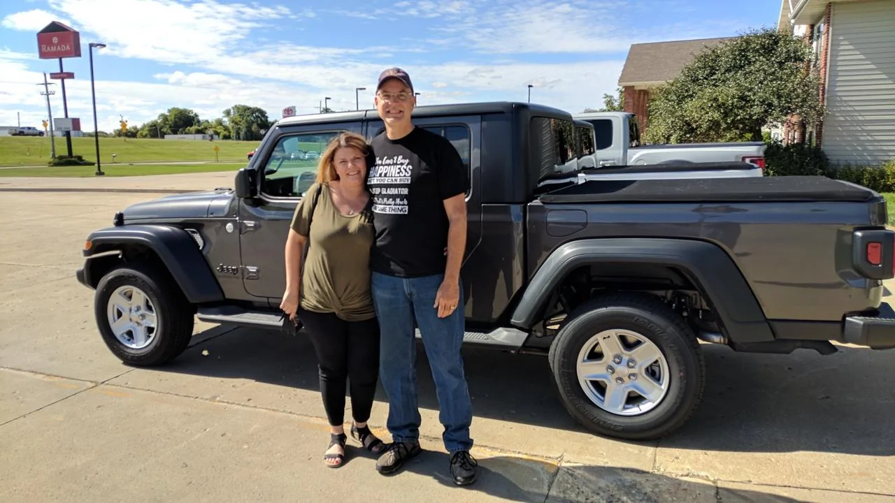 Jeep Gladiator Below Invoice Discussion @ Motor Inn of Spirit Lake IMG_20190928_130011