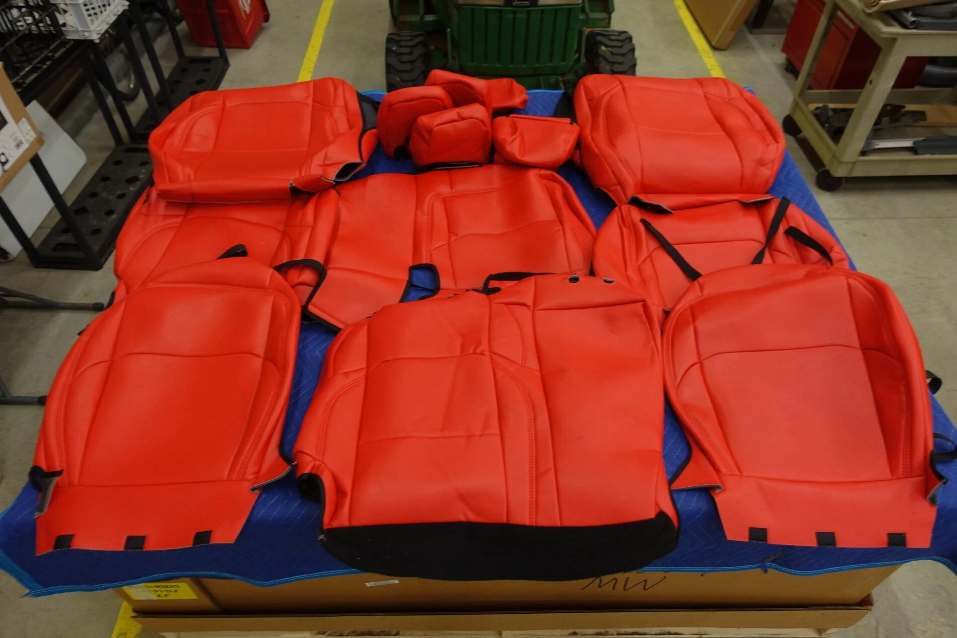Jeep Gladiator New never used PRP seat covers DSC01254