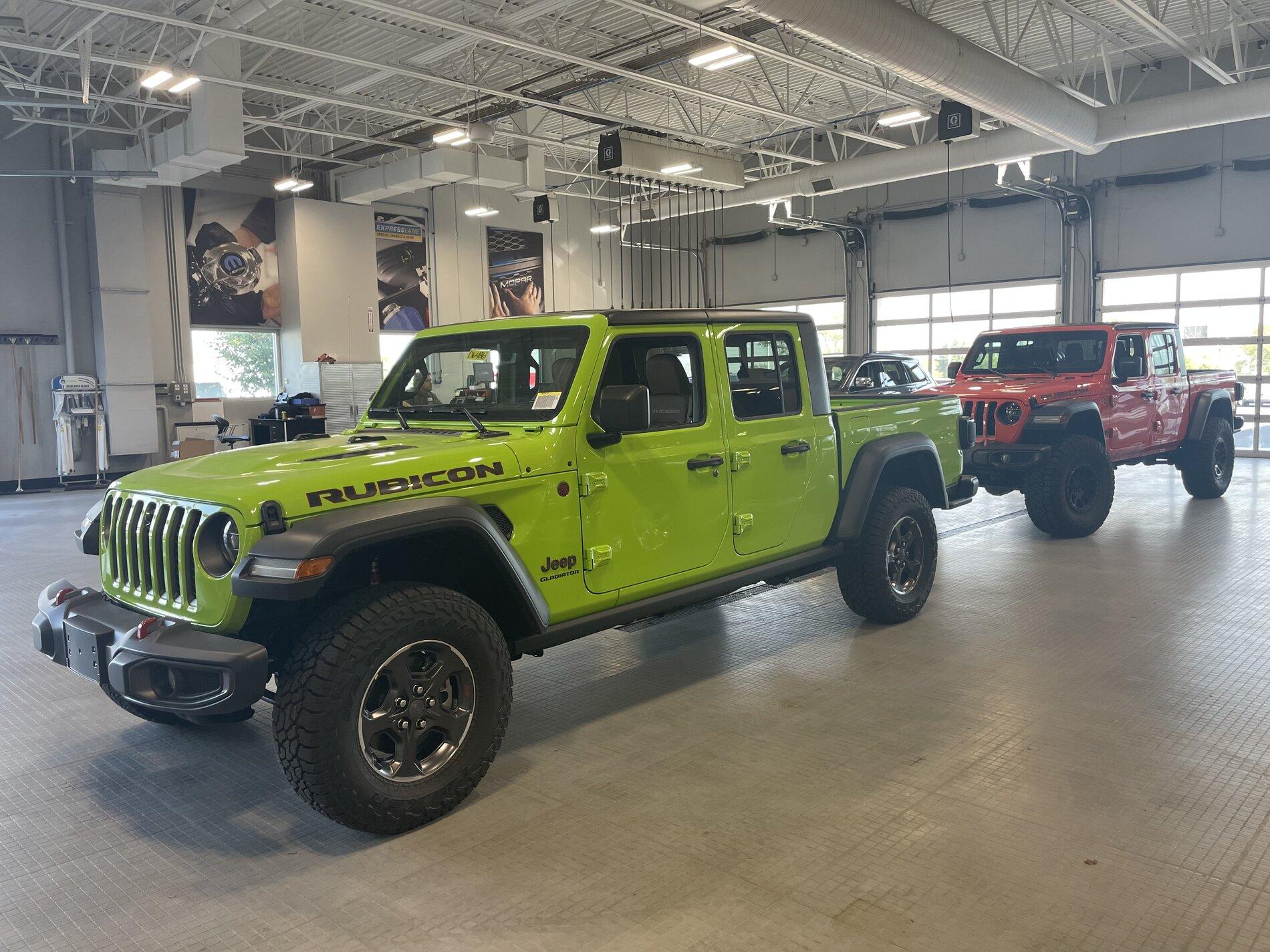 Jeep Gladiator GECKO GREEN Gladiator Club E8F94608-23E9-42B8-98BE-6B80785DD905