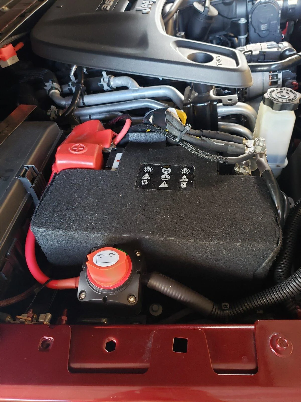 Jeep Gladiator where are you powering the winch? 20210929_181449