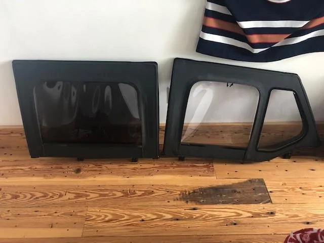 Jeep Gladiator Half doors OEM 2021 for sale- $2,500*** 7d