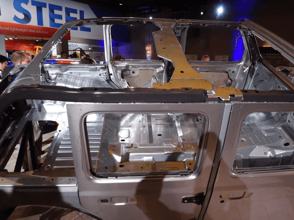 Jeep Gladiator Good reading on JL [and JT] construction: Frame and Sport Roll Bars among significant high-strength steel content 1632156951005-png-png