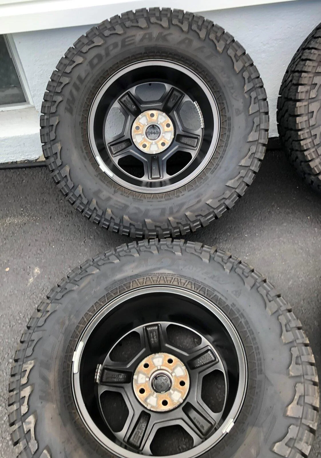Jeep Gladiator Rubicon Wheels/Tires/TPMS 5