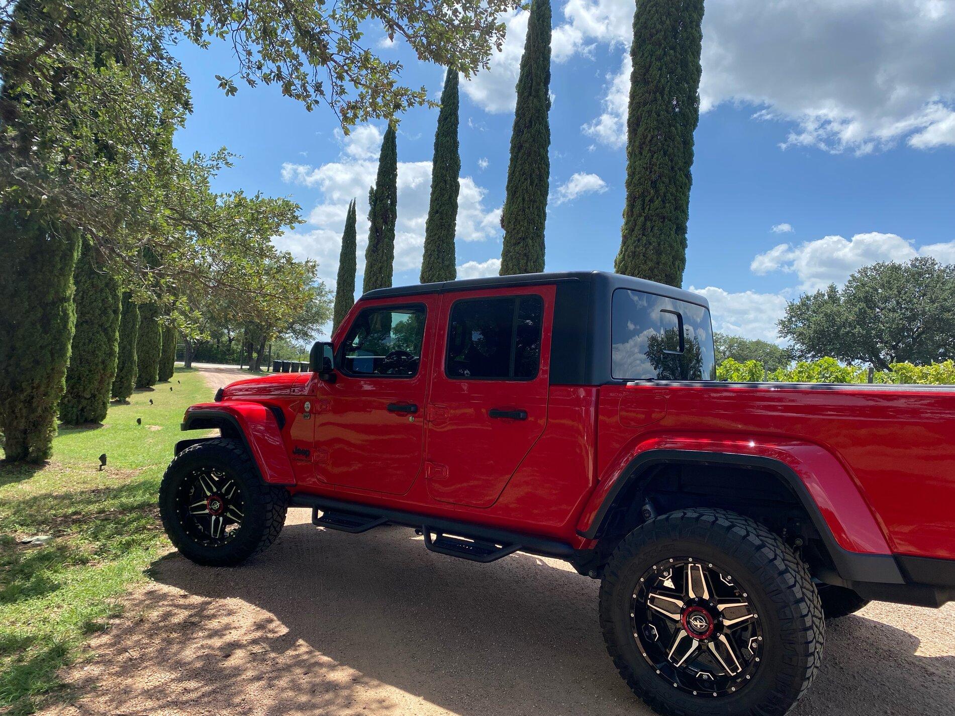 Jeep Gladiator San Antonio 4 XF Off road 223 20X10 wheels and Nitto Ridge Grapplers-ONLY 4000 miles! IMG_8995