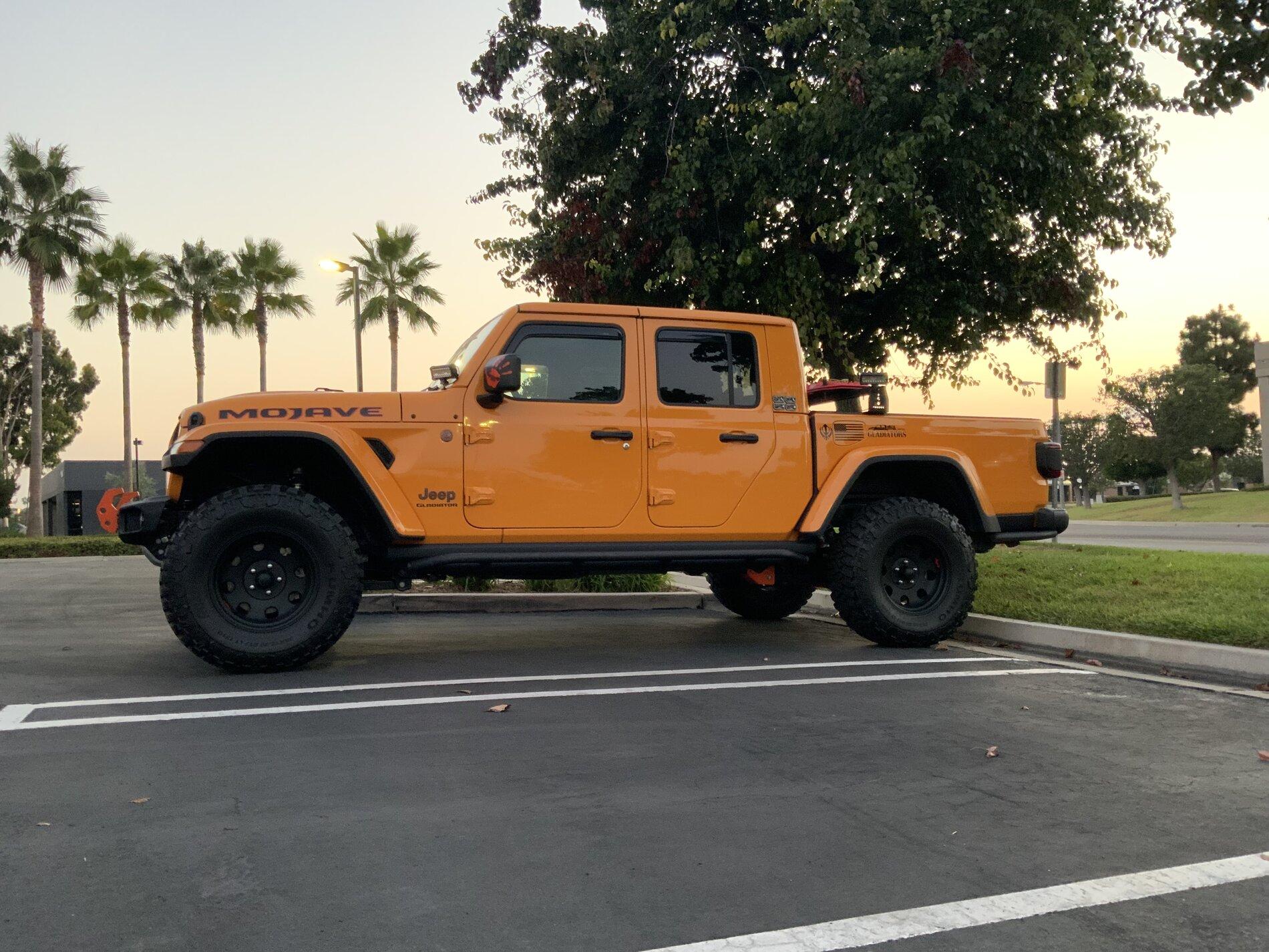 Jeep Gladiator "Ginger" - Nacho Gladiator Mojave Journal 36942576-69D1-4935-993E-D98EFBE00930