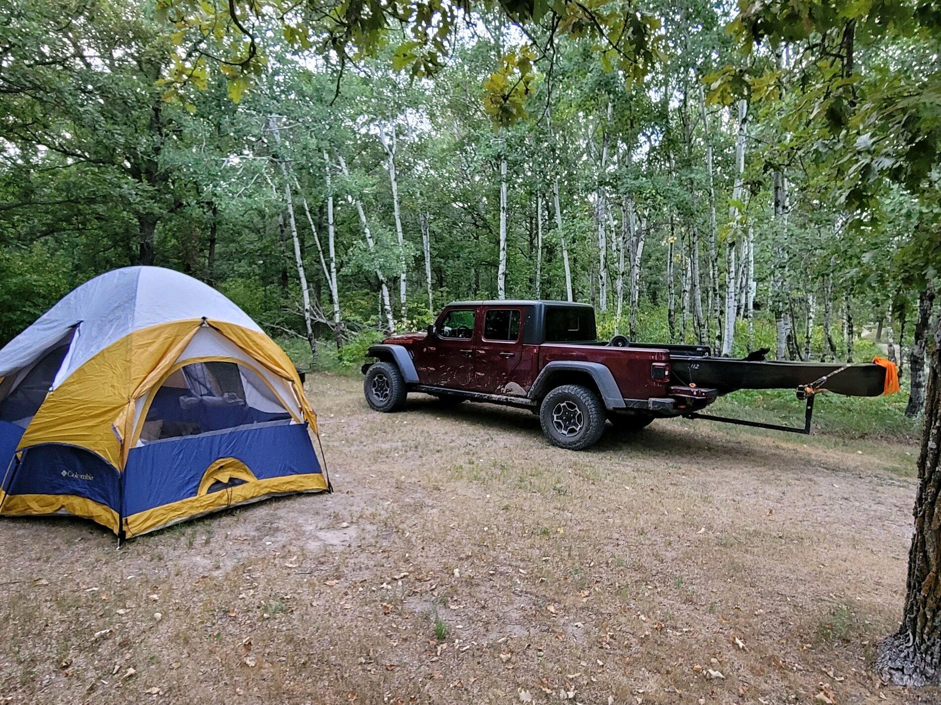Jeep Gladiator How do you guys carry your kayaks? 52369
