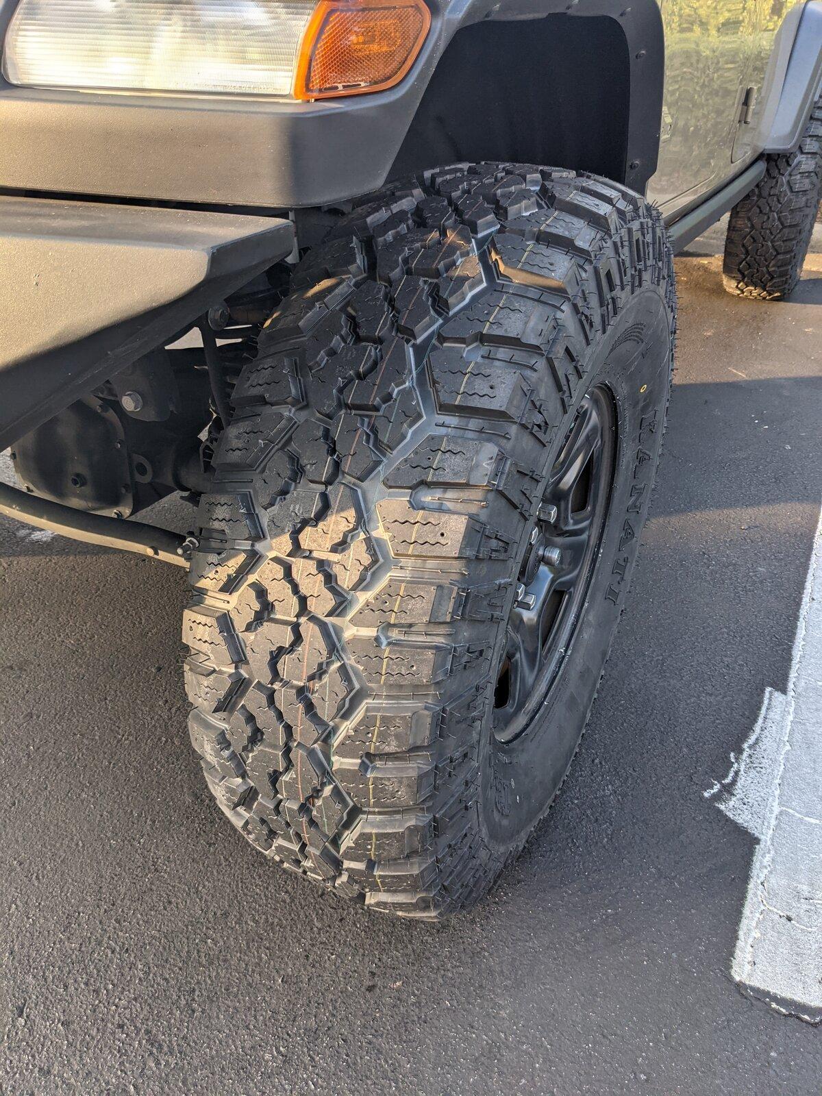 Jeep Gladiator Time for New Tires PXL_20211001_220932441