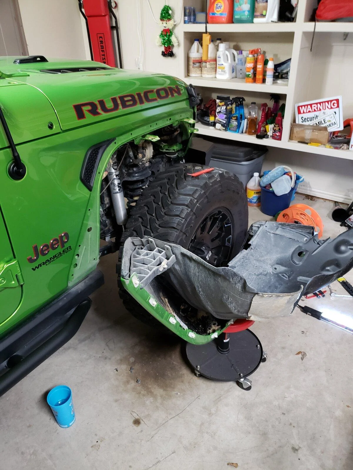 Jeep Gladiator Flimsy plastic in wheel wells. 20200516_201211