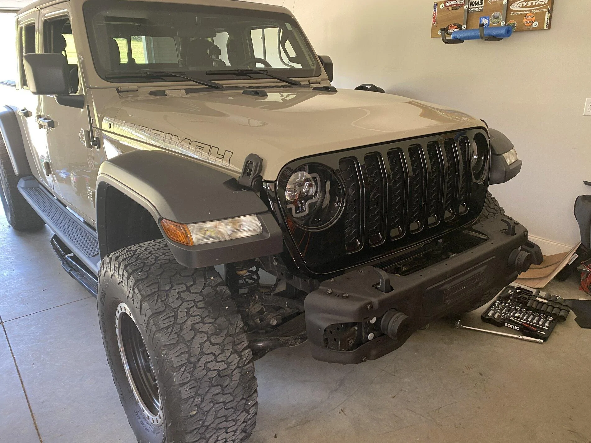 Jeep Gladiator GOBI Gladiator JT Club 1E8F72E3-BFC9-4A19-B341-49E410A341AA