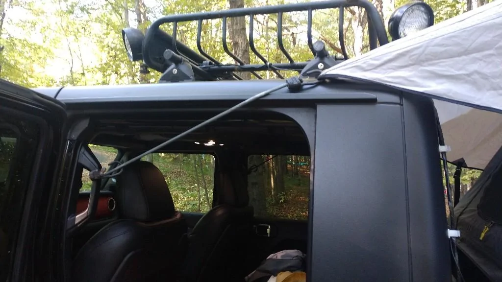 Jeep Gladiator Roof top tent mounting tentmount05
