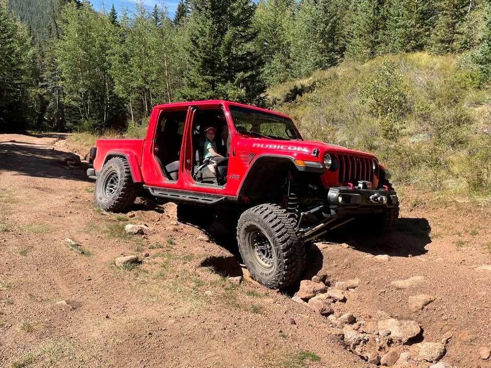 Jeep Gladiator 39" KM3 241185386_10218217863868968_674992754252652216_n
