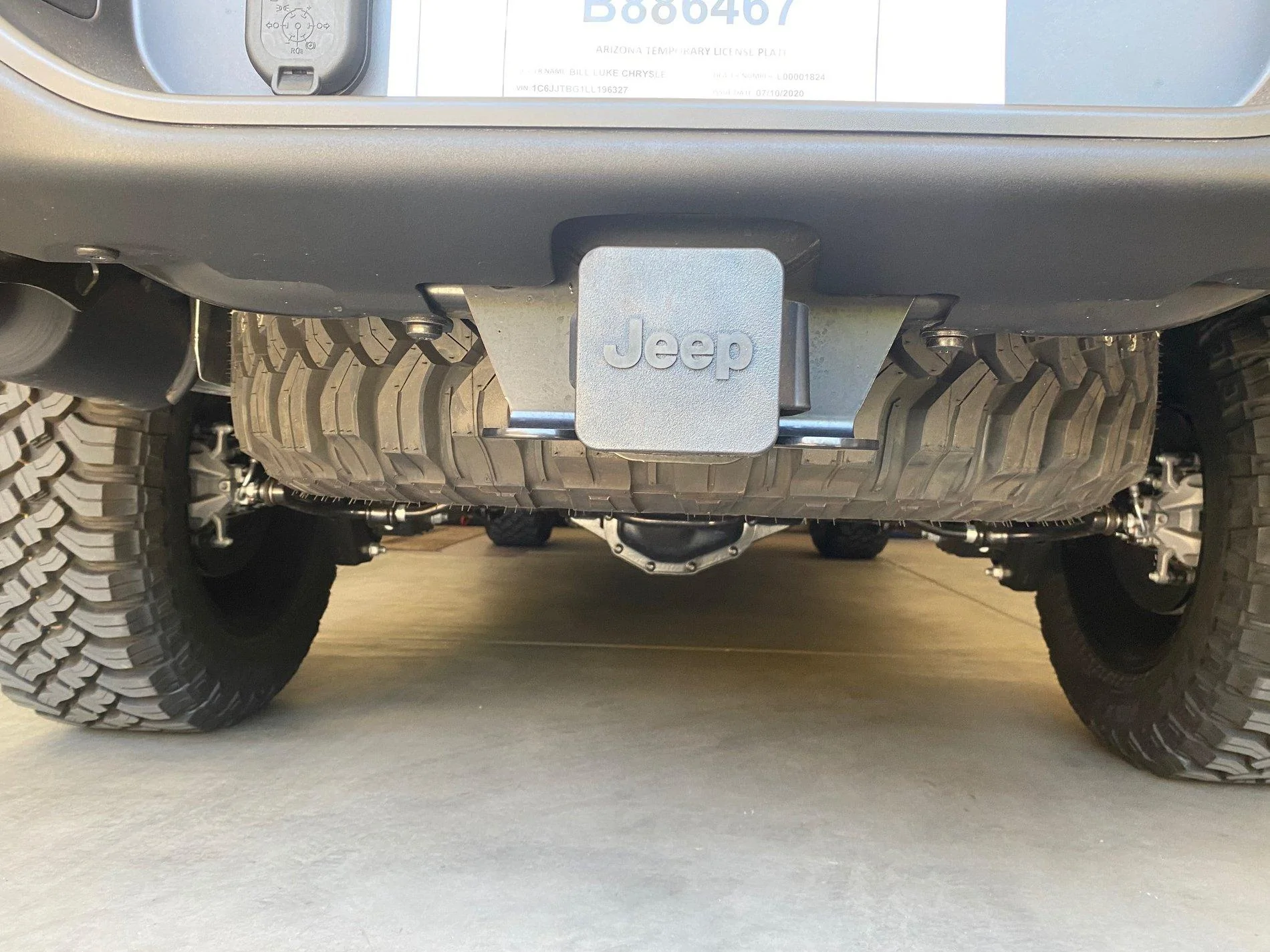 Jeep Gladiator Can I fit a full 35x12.5 spare w/rim underneath the gladiator? IMG_2365