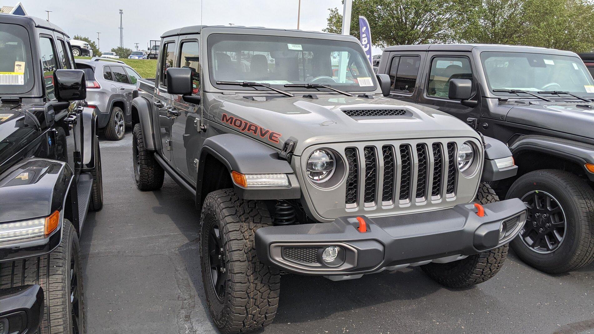 Jeep Gladiator Gupton Motors up to 8% below invoice PXL_20211002_190006295