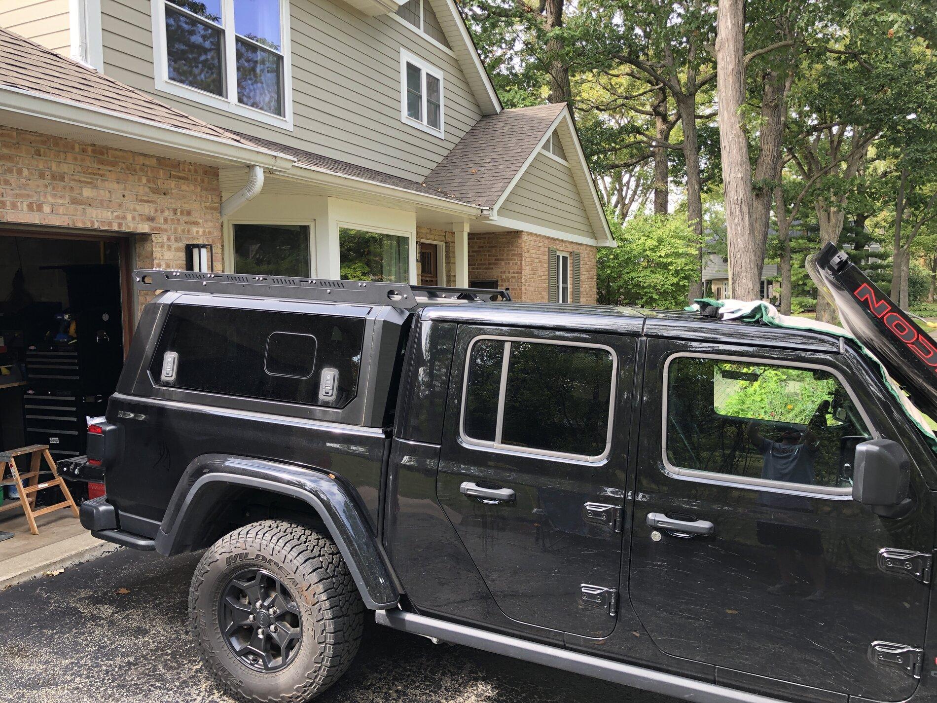 Jeep Gladiator upTOP Overland Rack on RSi Smartcap IMG_3123.JPG