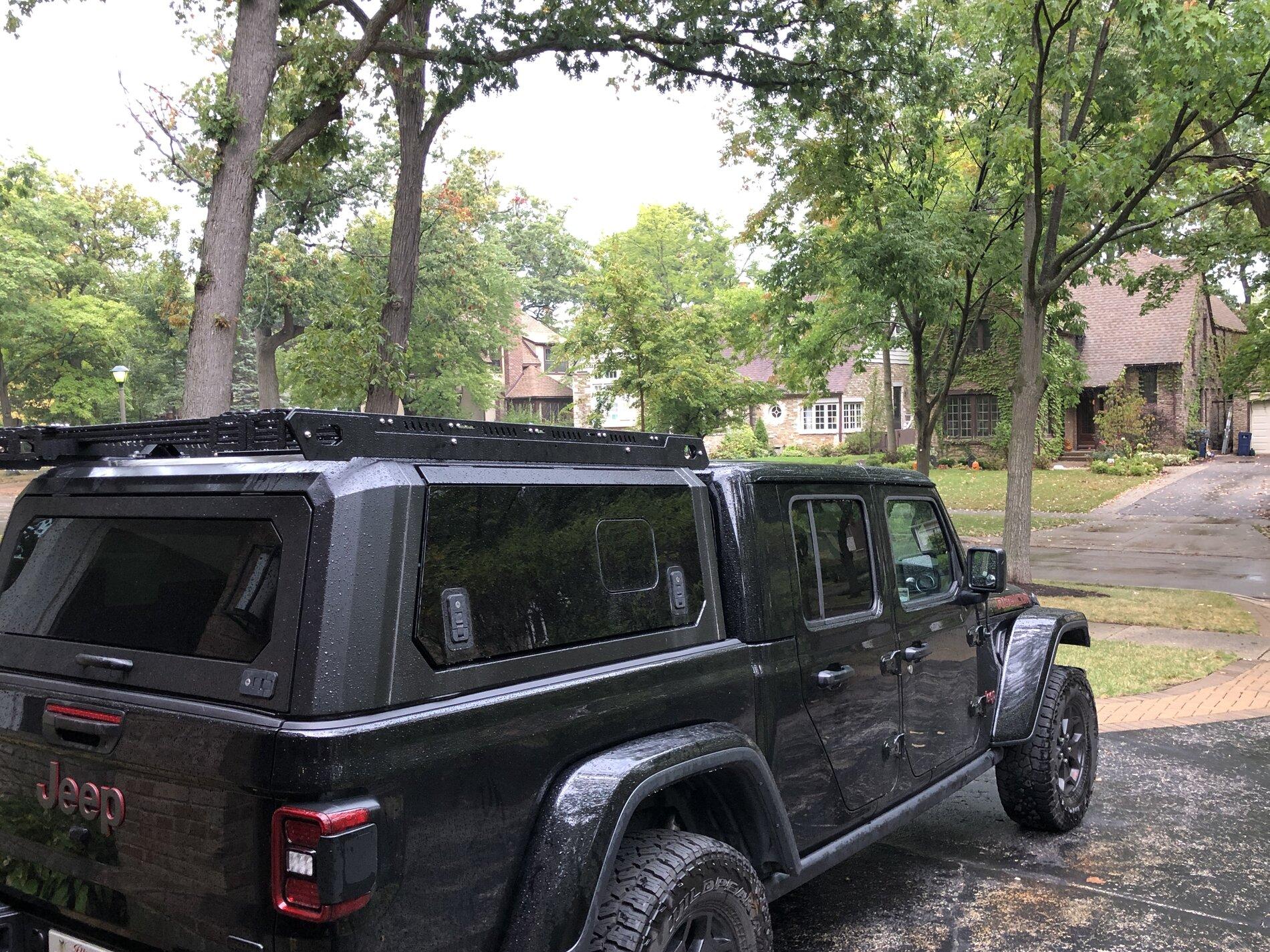 Jeep Gladiator upTOP Overland Rack on RSi Smartcap IMG_3124.JPG