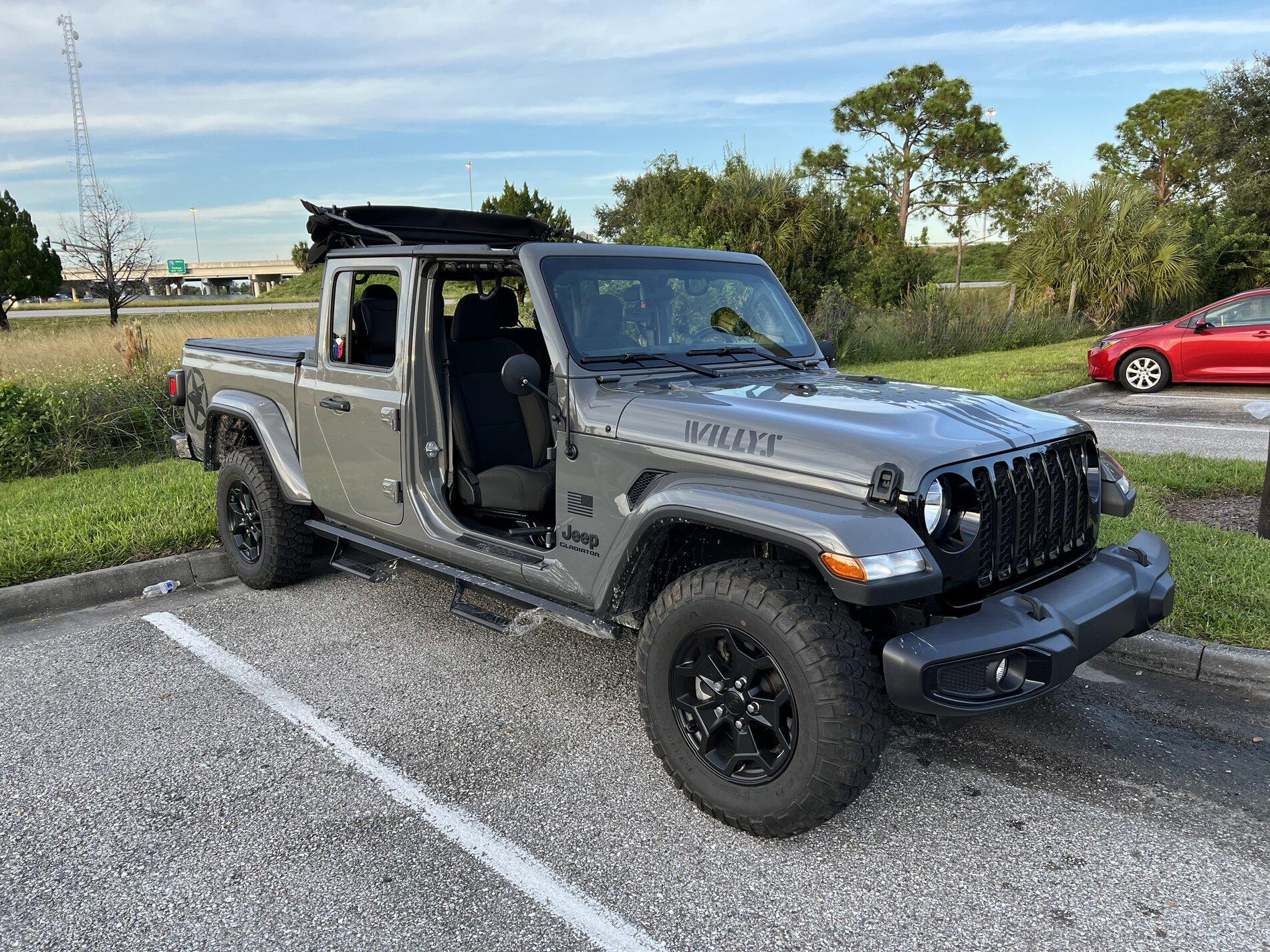 Jeep Gladiator O ABE81794-0BA5-45F6-8155-204169E8B93C