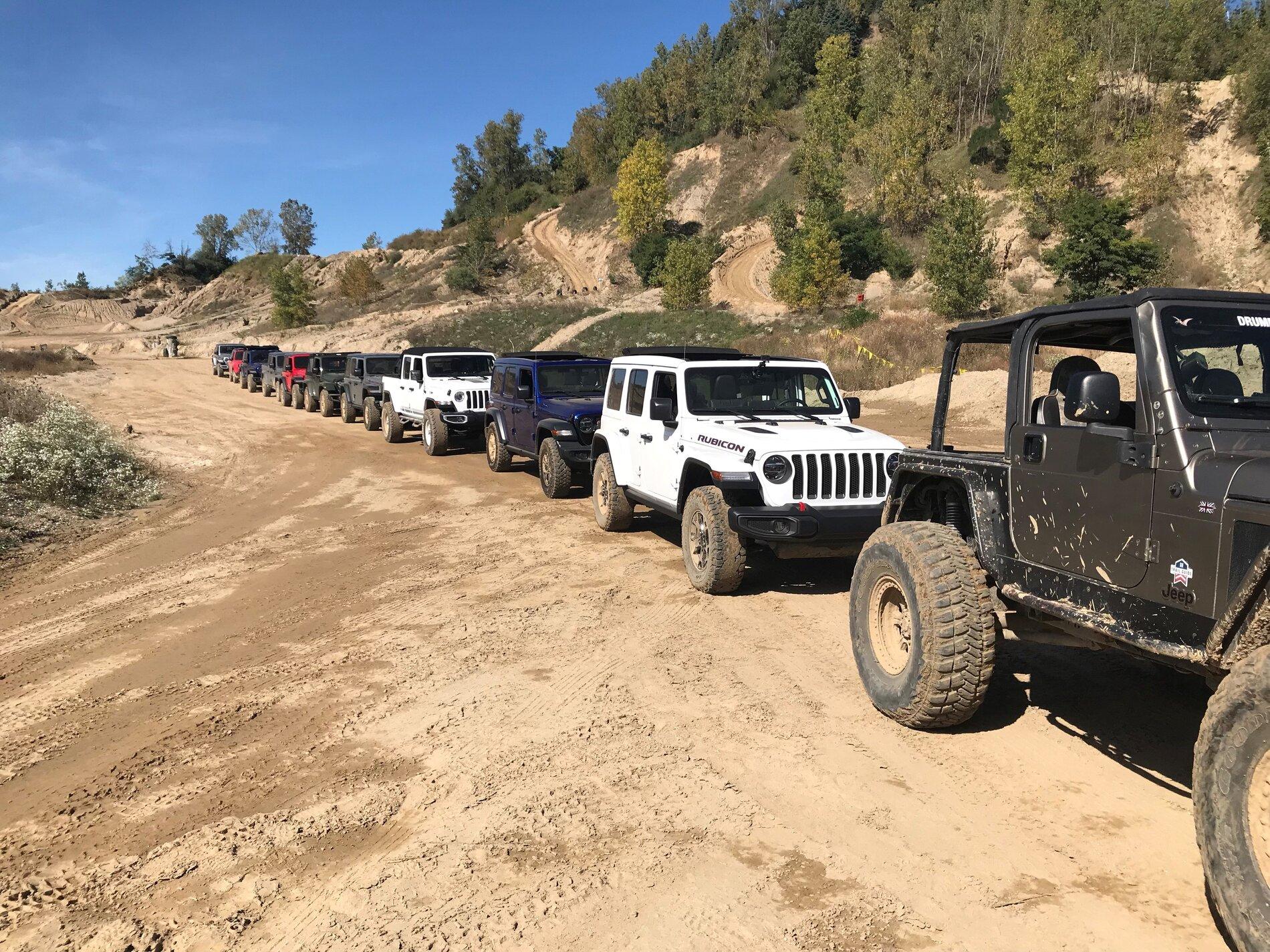 Jeep Gladiator Jeep Adventure Academy  Holly Michigan ORV park - experience, photos, videos Jeep line up 2