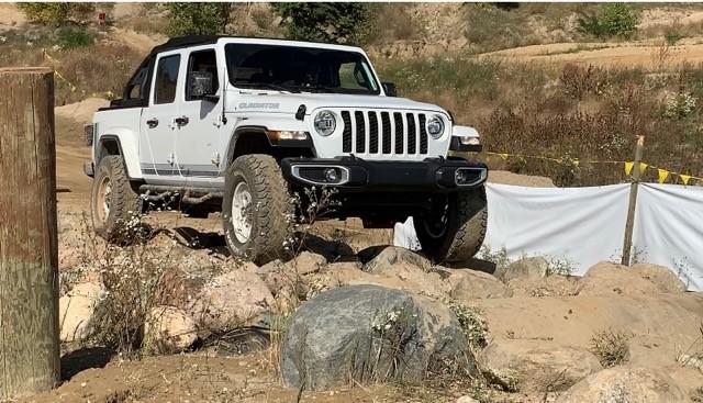 Jeep Gladiator Jeep Adventure Academy  Holly Michigan ORV park - experience, photos, videos Rock HD 1