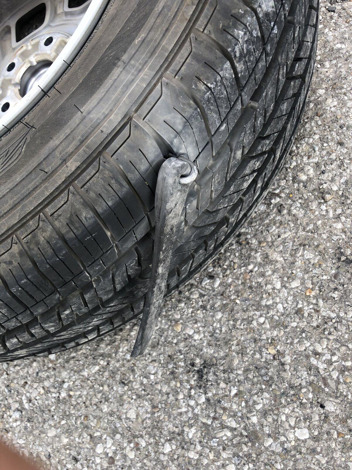 Jeep Gladiator Ran over a bungee cord on the road. 4500 miles 19030A9B-B135-471E-8C91-99E9347EAA4D